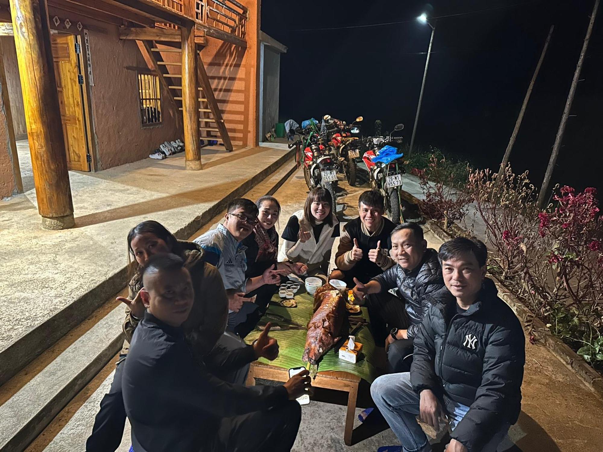 Hoang Nam Homestay Quan Ba Quarto foto