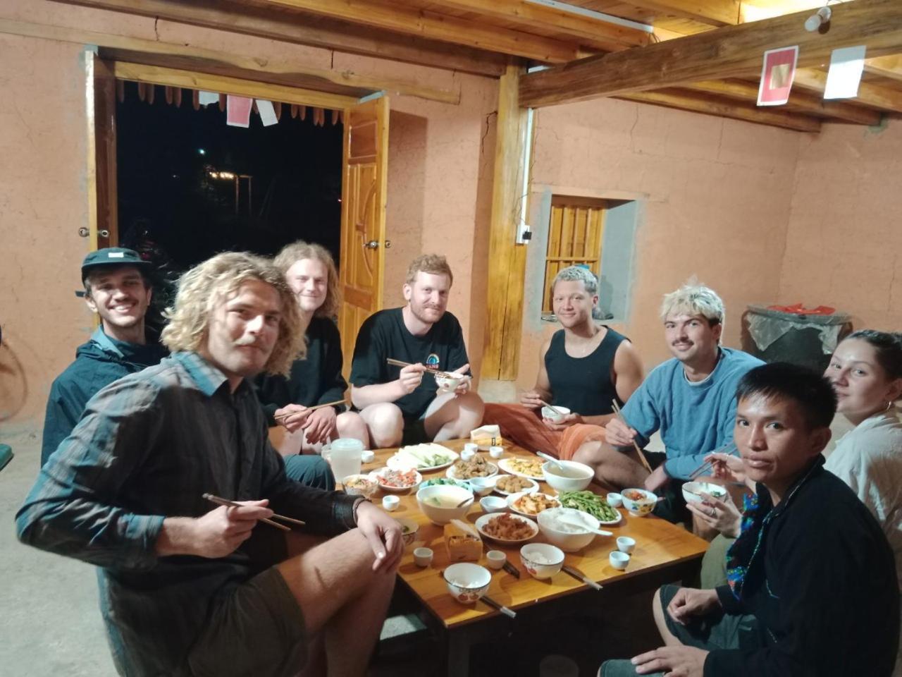Hoang Nam Homestay Quan Ba Quarto foto
